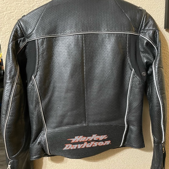 Harley-Davidson Leather Jacket Womens-Small - Picture 3 of 4